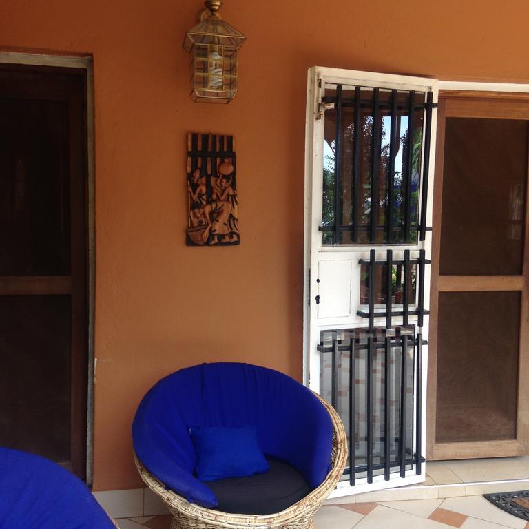 J Residence Motel Entebbe Luaran gambar